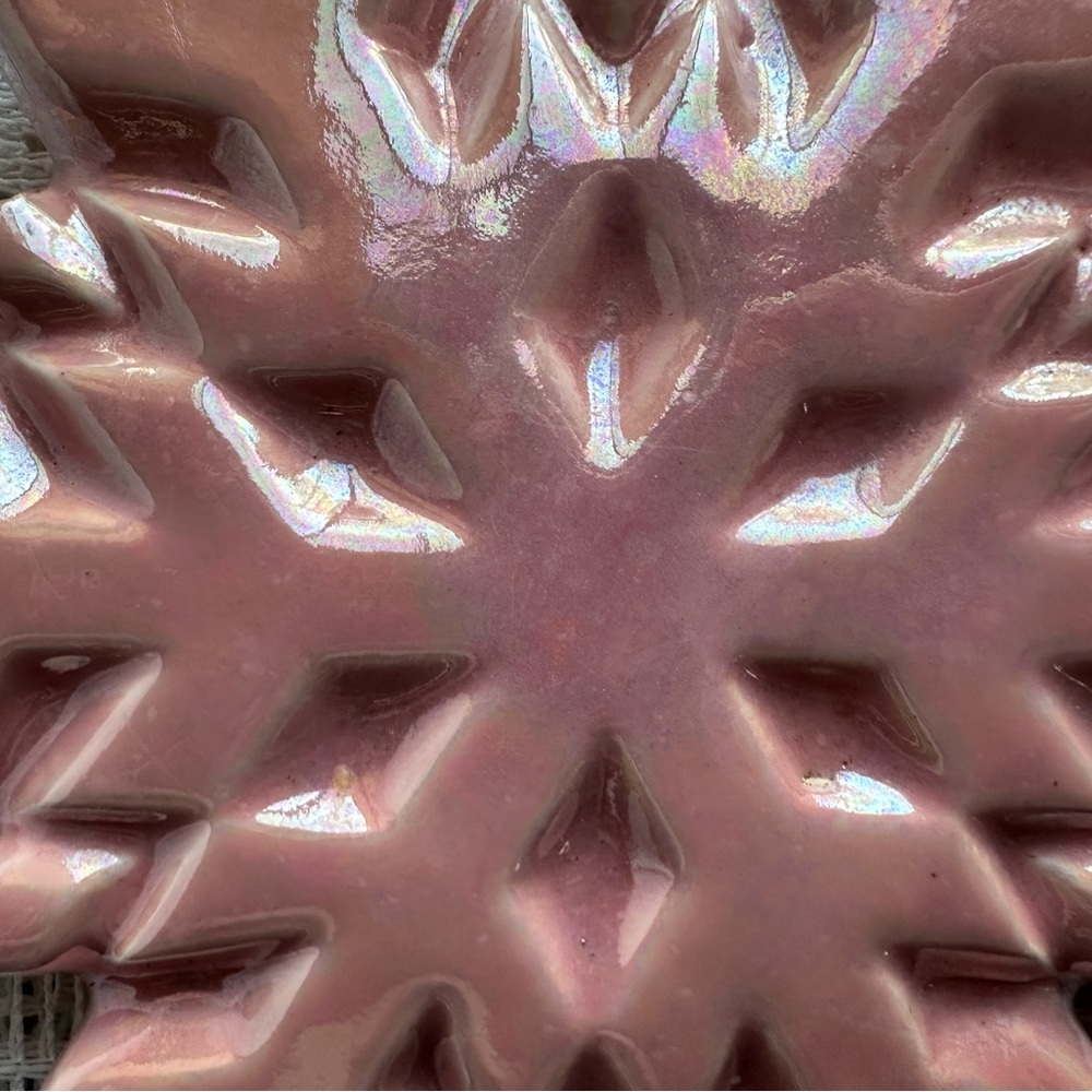 Pink ceramic snowflake box (has flaws)